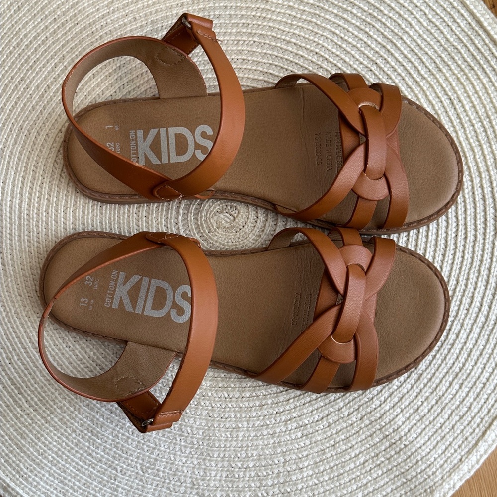 🌸Cotton On Kids Sandals🌸 - Picture 2 of 11
